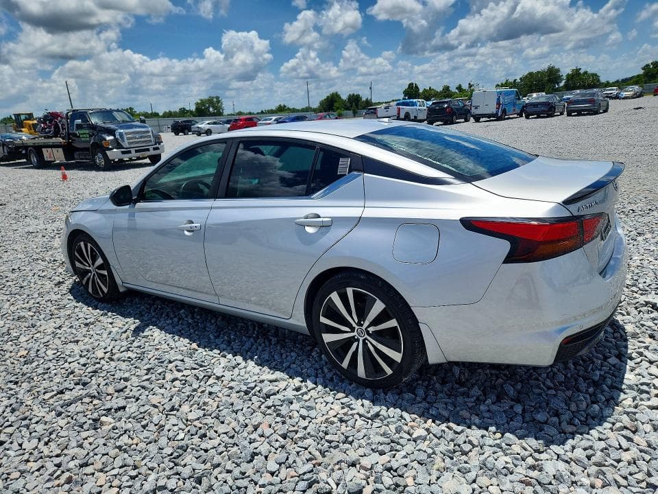 2020 NISSAN ALTIMA SR 2