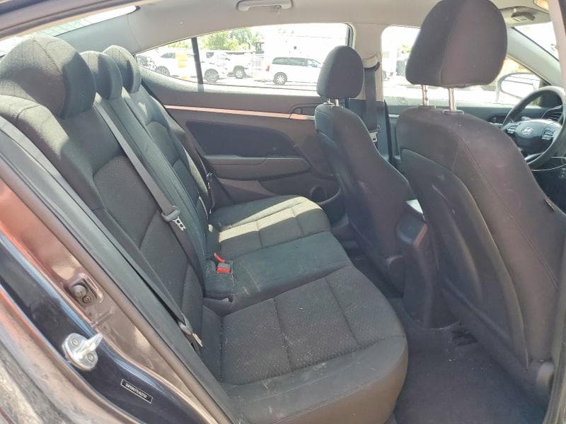 2020 HYUNDAI ELANTRA SEL 10