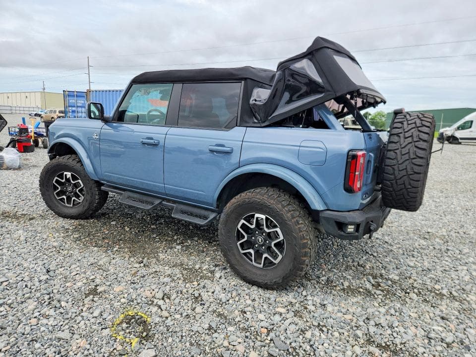 2024 FORD BRONCO OUTER BANKS 2