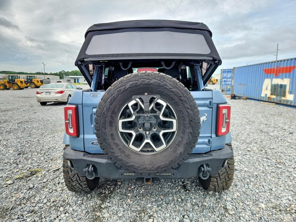 2024 FORD BRONCO OUTER BANKS 6