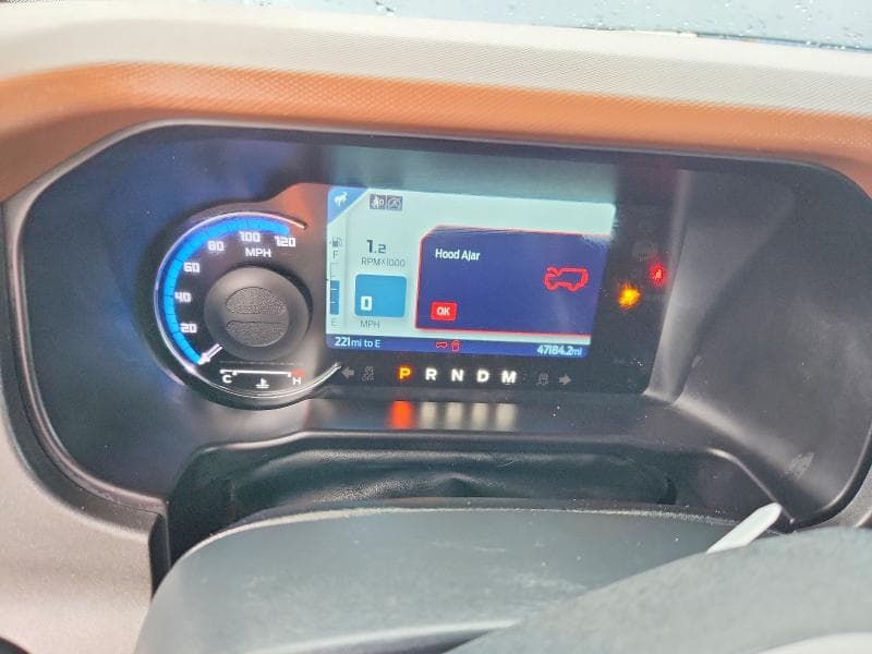 2024 FORD BRONCO OUTER BANKS 9
