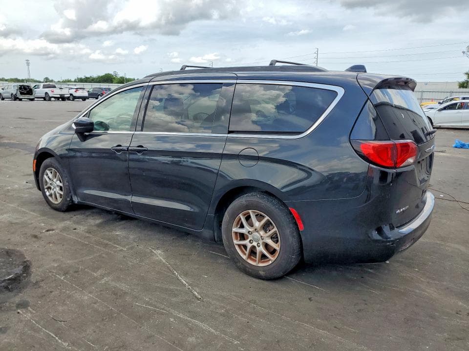 2020 CHRYSLER VOYAGER LXI 2