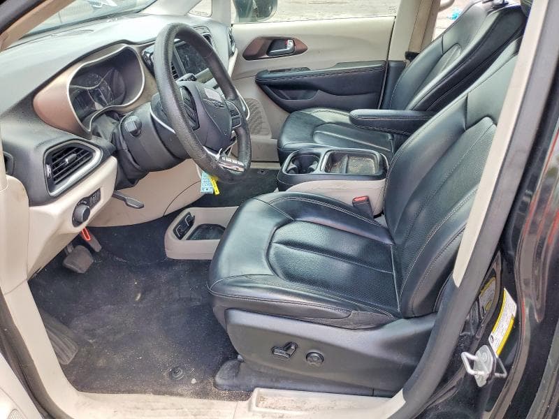 2020 CHRYSLER VOYAGER LXI 7