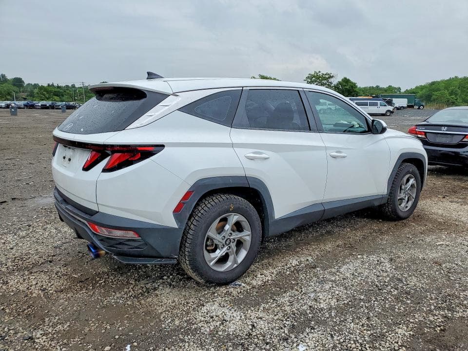 2022 HYUNDAI TUCSON SE 3