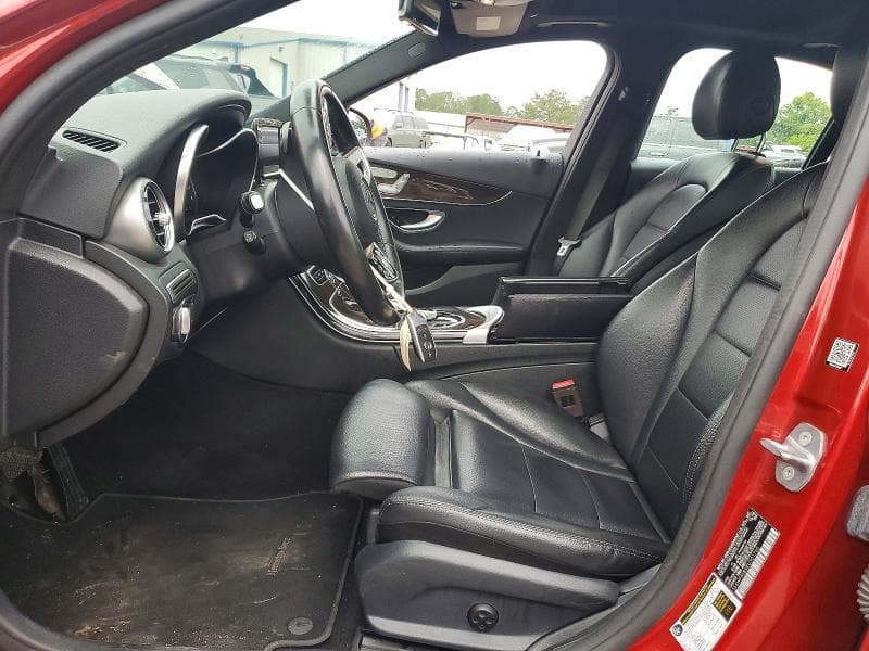 2019 MERCEDES-BENZ C 300 4MATIC 7
