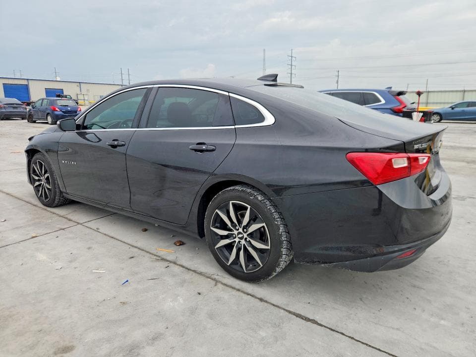 2018 CHEVROLET MALIBU LT 2
