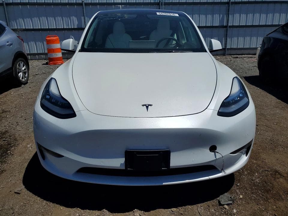 2021 TESLA MODEL Y 5