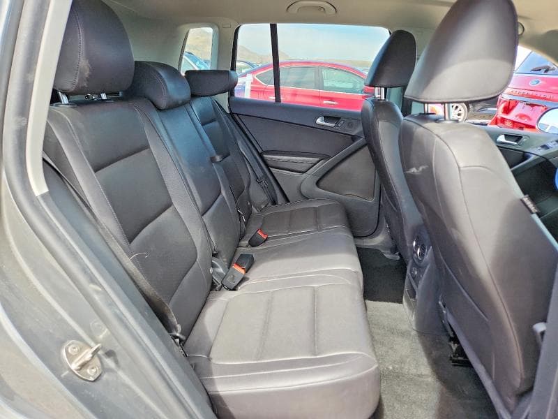 2017 VOLKSWAGEN TIGUAN S 10