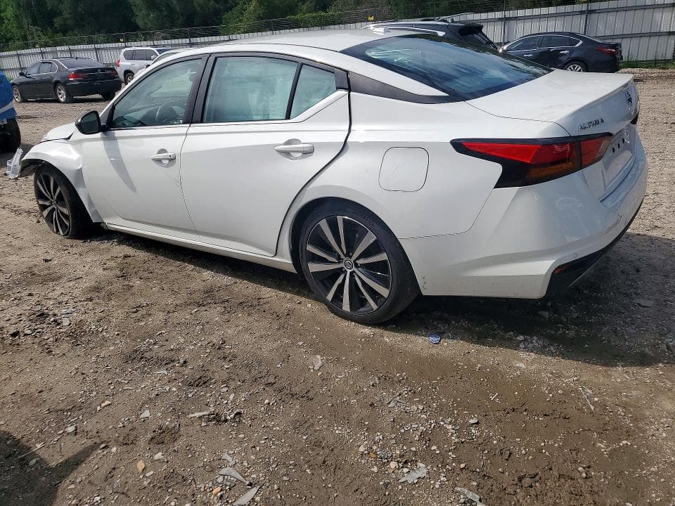 2022 NISSAN ALTIMA SR 2