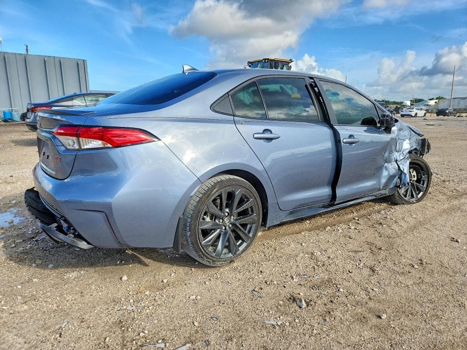2025 TOYOTA COROLLA SE 3