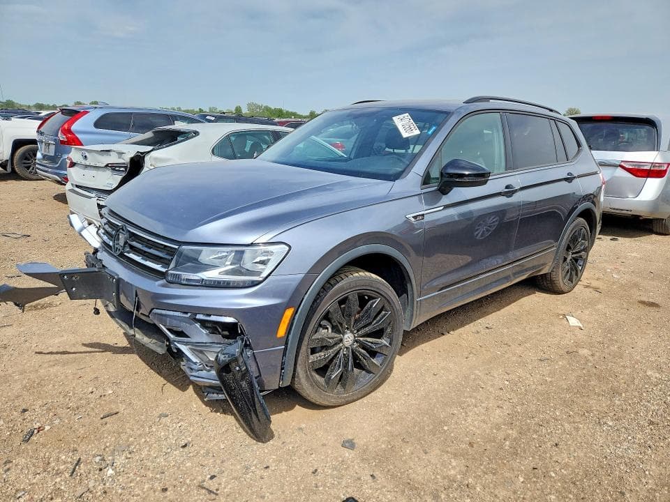 2021 VOLKSWAGEN TIGUAN SE 1