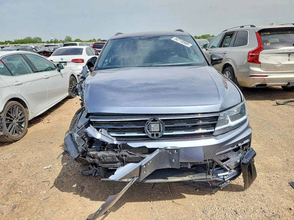 2021 VOLKSWAGEN TIGUAN SE 5