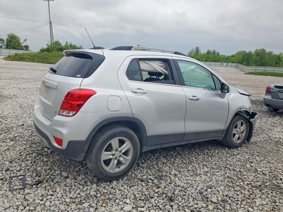 2019 CHEVROLET TRAX 1LT 3