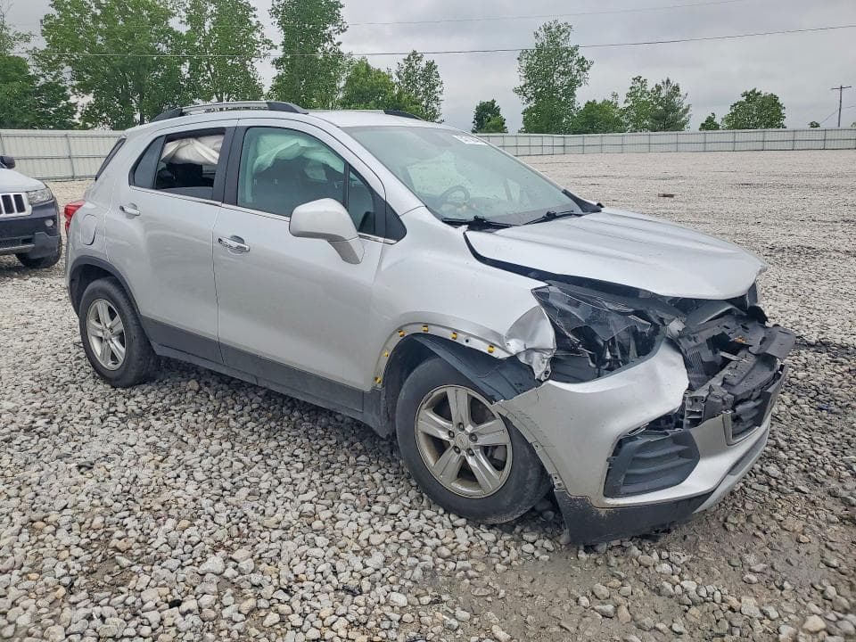 2019 CHEVROLET TRAX 1LT 4