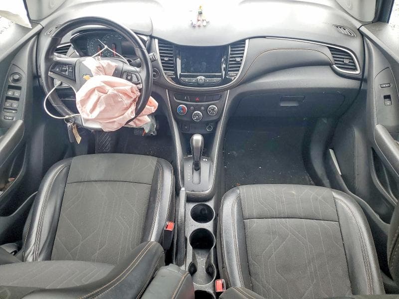 2019 CHEVROLET TRAX 1LT 8