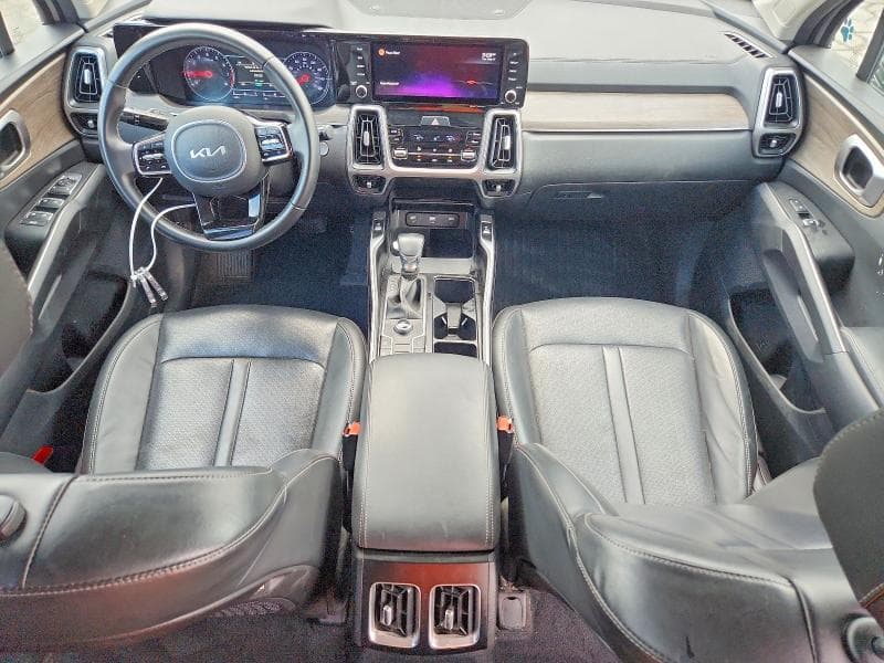 2022 KIA SORENTO S 8