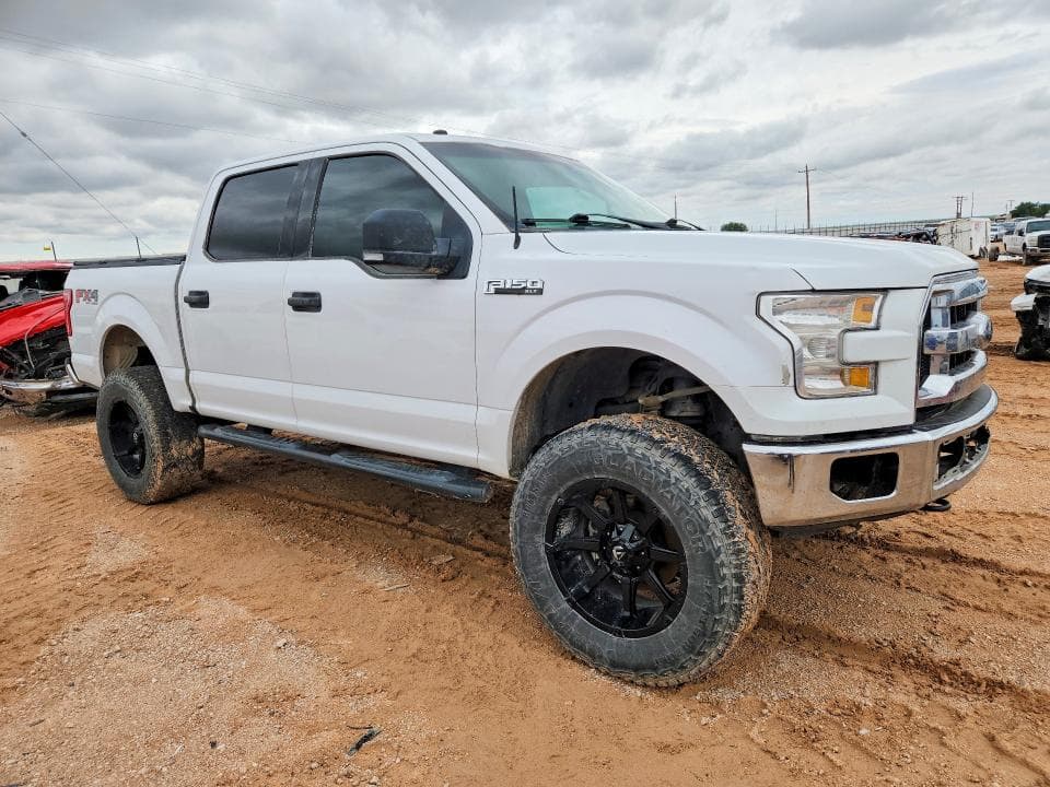2017 FORD F150 SUPERCREW 4