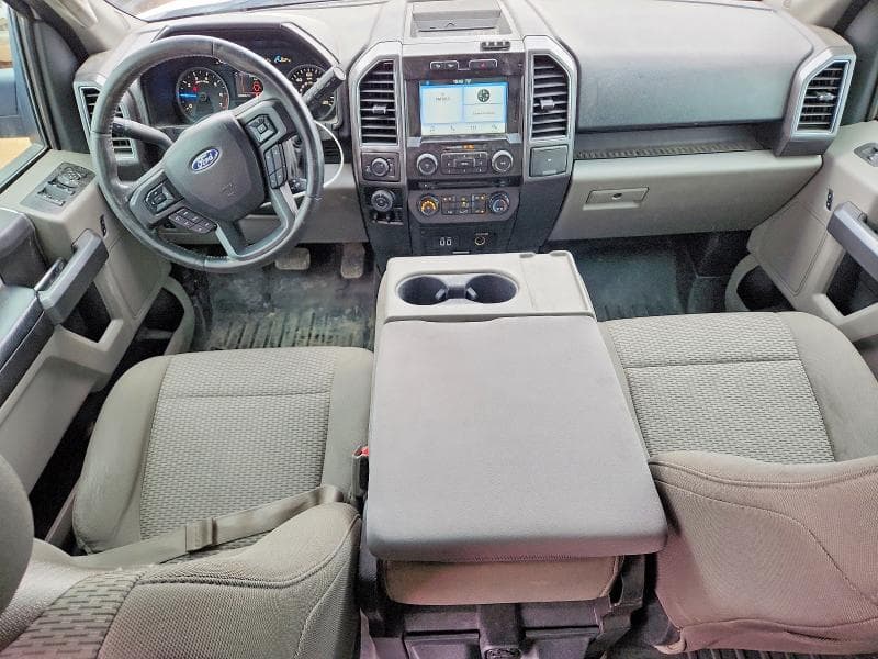 2017 FORD F150 SUPERCREW 8