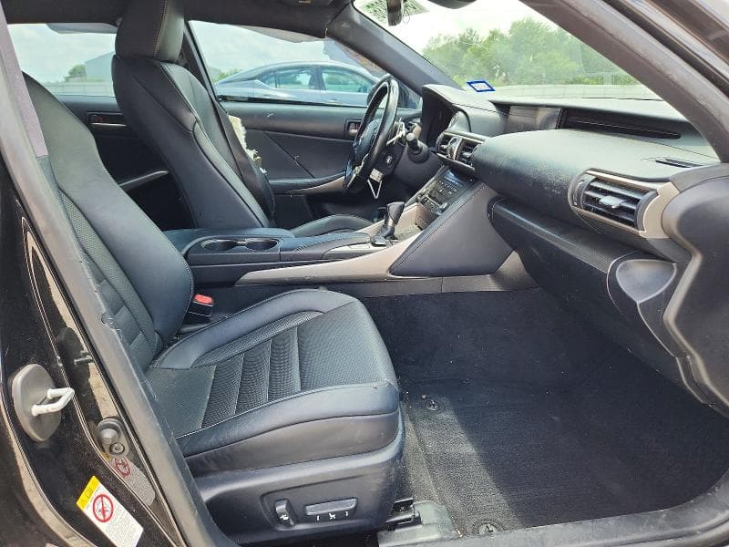 2017 LEXUS IS 300 7