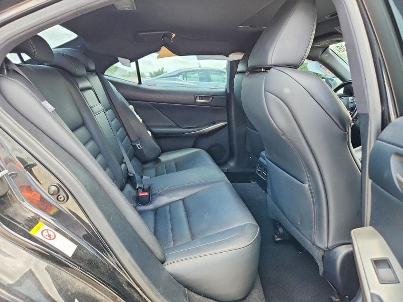 2017 LEXUS IS 300 10