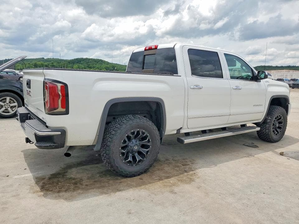 2018 GMC SIERRA K1500 SLT 3