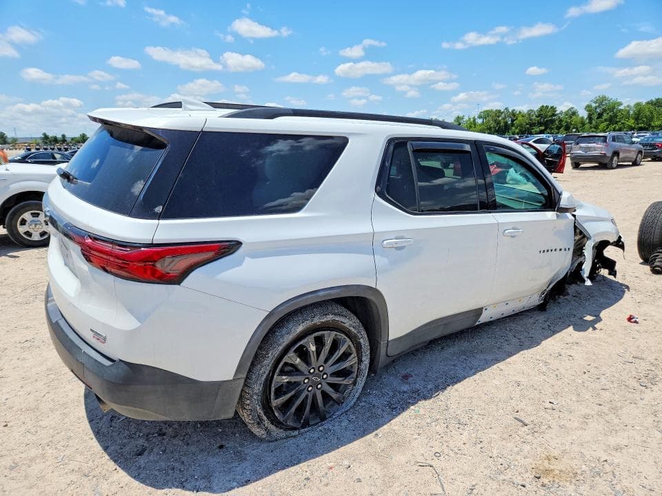2023 CHEVROLET TRAVERSE RS 3