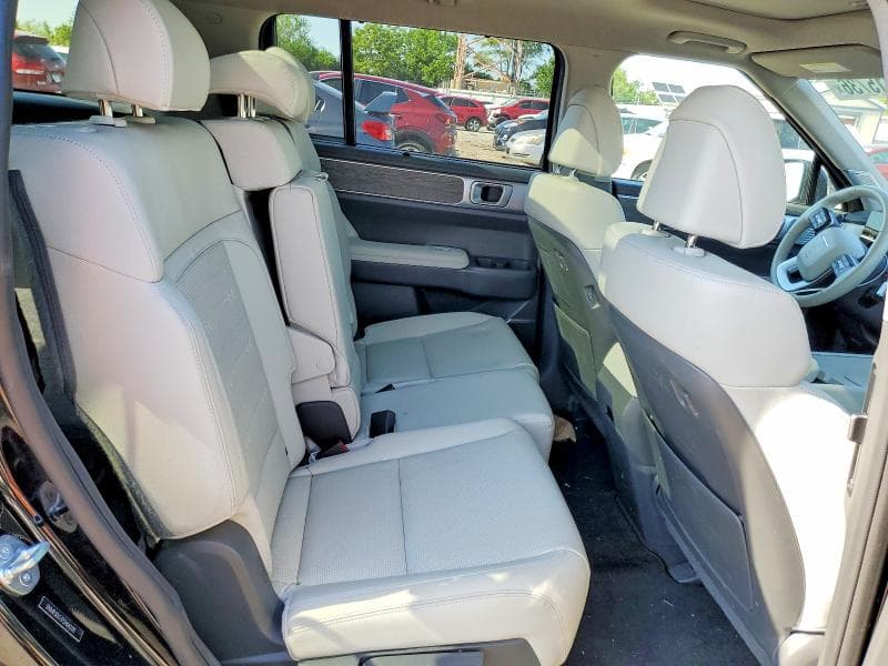 2025 HYUNDAI SANTA FE LIMITED LIMITED 11