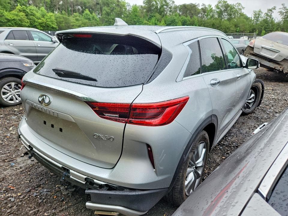 2019 INFINITI QX50 BASE 3