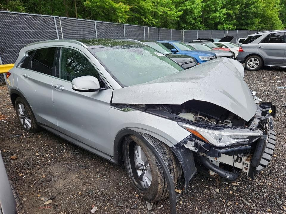 2019 INFINITI QX50 BASE 4