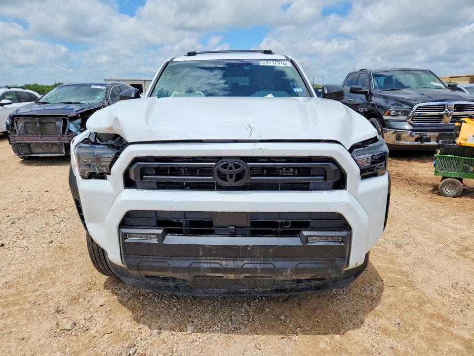 2026 TOYOTA 4RUNNER SR5 5
