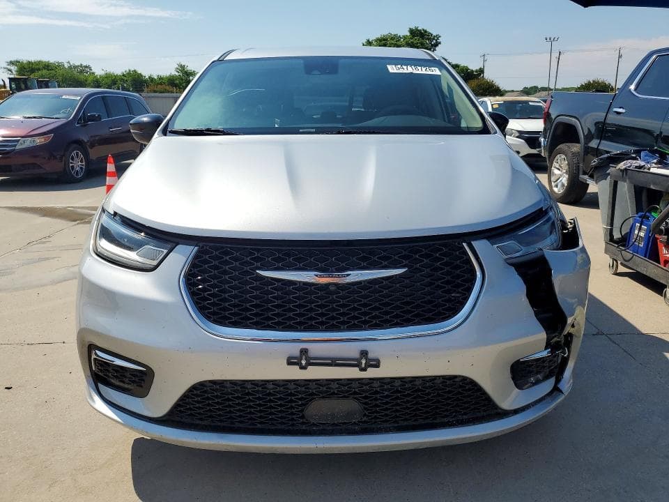 2024 CHRYSLER PACIFICA TOURING L 5