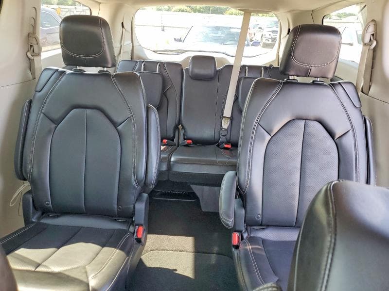 2024 CHRYSLER PACIFICA TOURING L 10