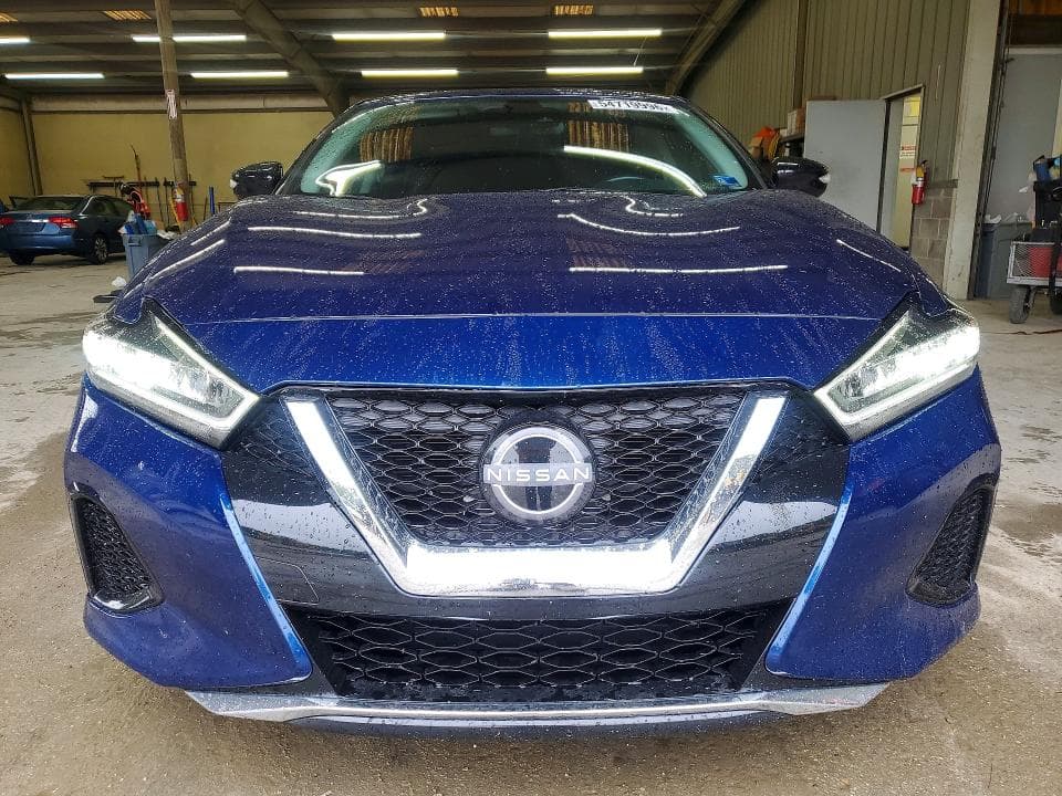 2023 NISSAN MAXIMA SV SV 5