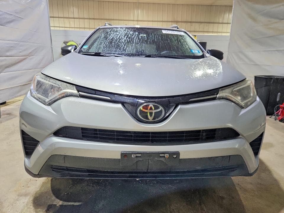 2017 TOYOTA RAV4 LE 5
