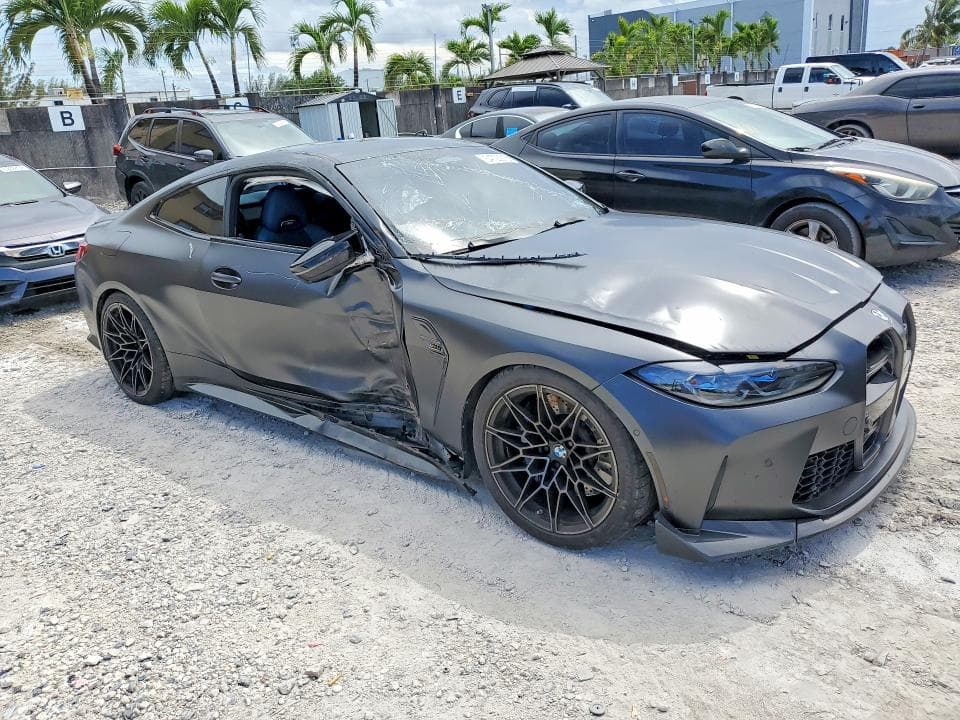 2024 BMW M4 COMPETITION 4