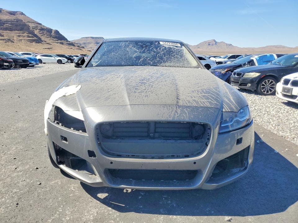 2017 JAGUAR XF PRESTIGE PRESTIGE 5
