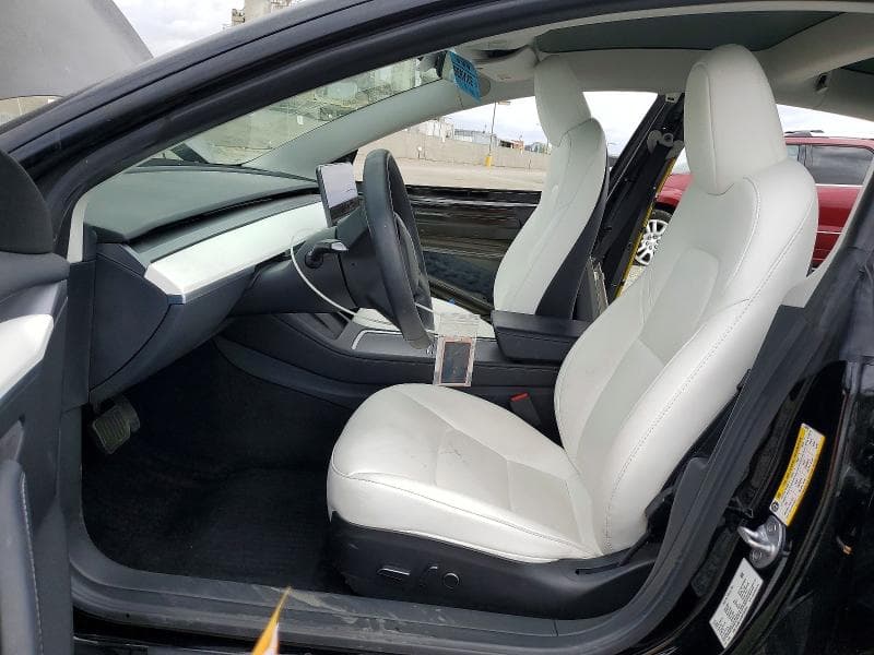 2023 TESLA MODEL 3 7