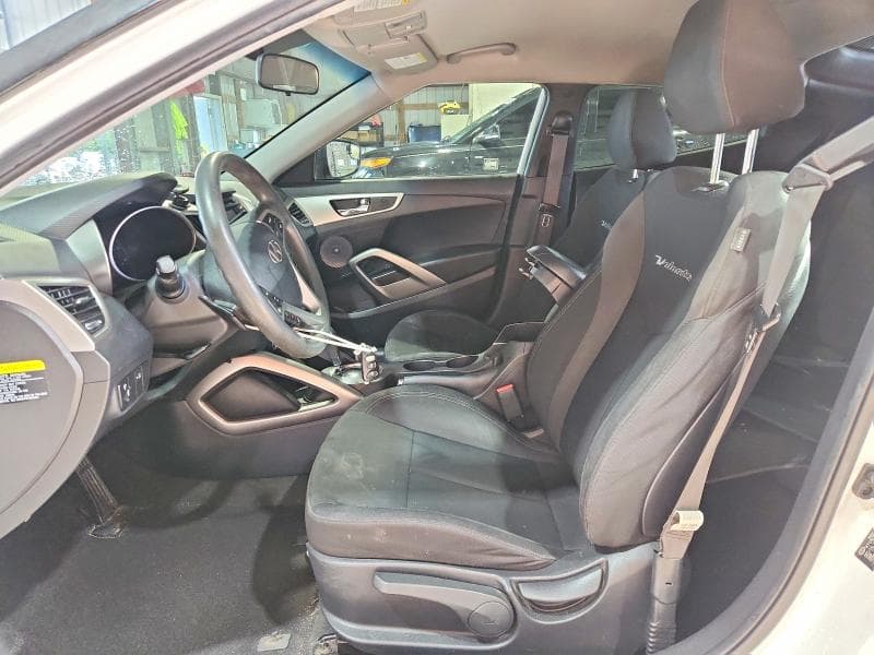 2016 HYUNDAI VELOSTER BASE 7
