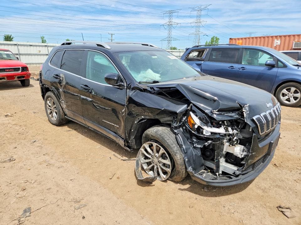 2019 JEEP CHEROKEE LATITUDE PLUS 4