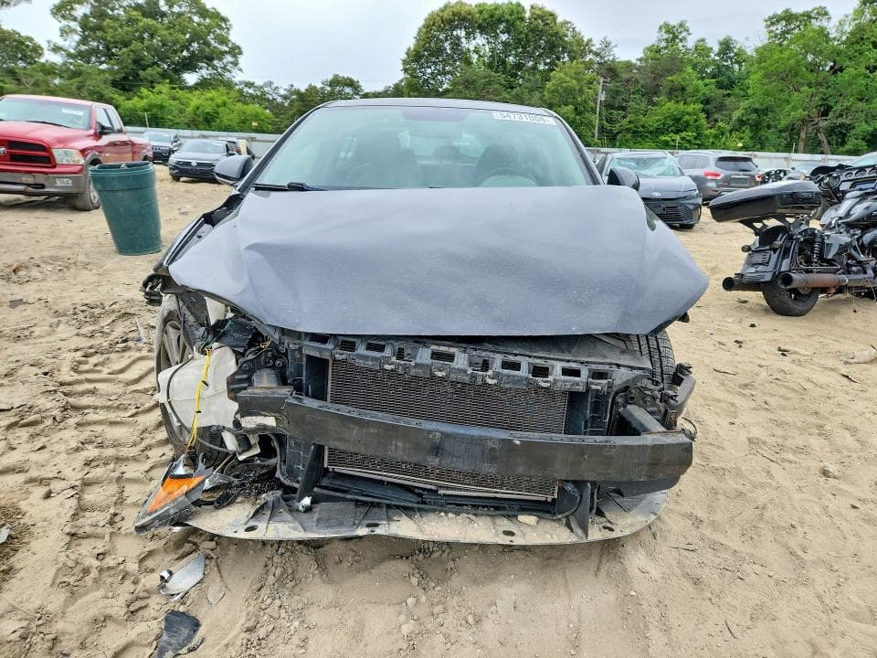 2017 HYUNDAI ELANTRA SE SE 5
