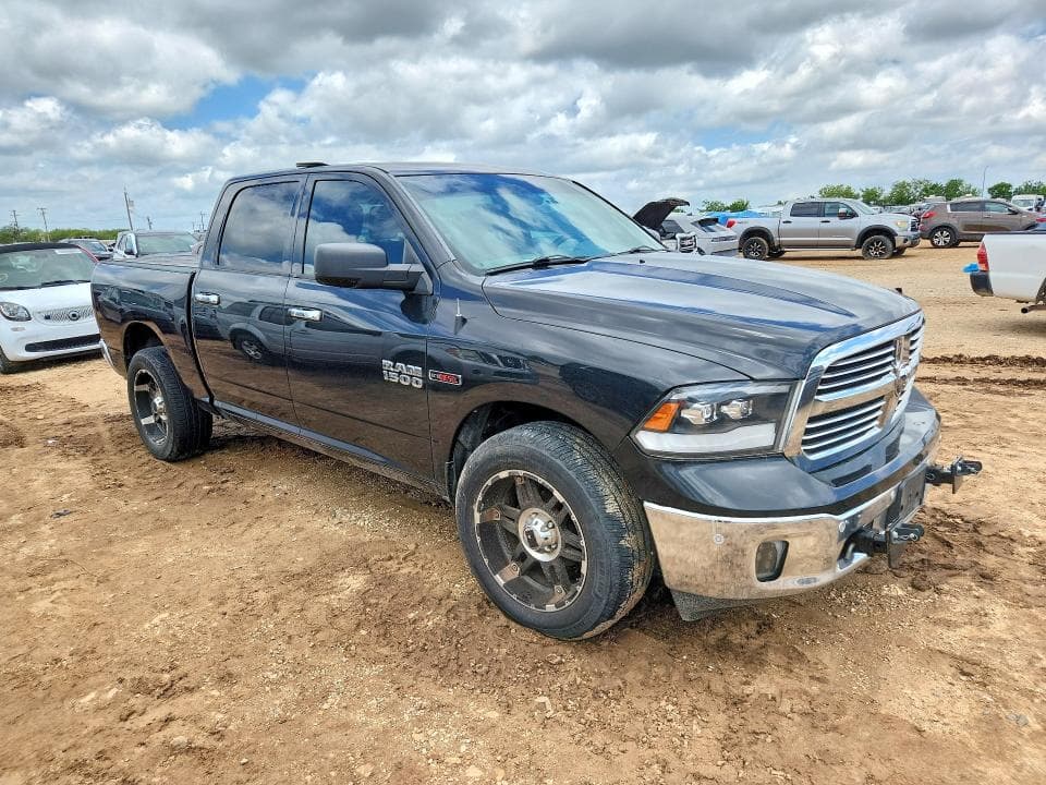 2017 RAM 1500 SLT 5