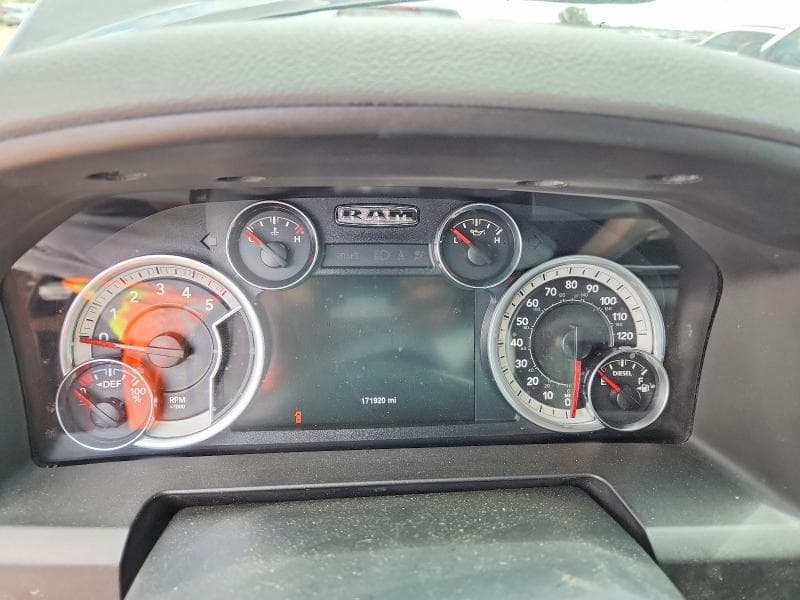 2017 RAM 1500 SLT 10