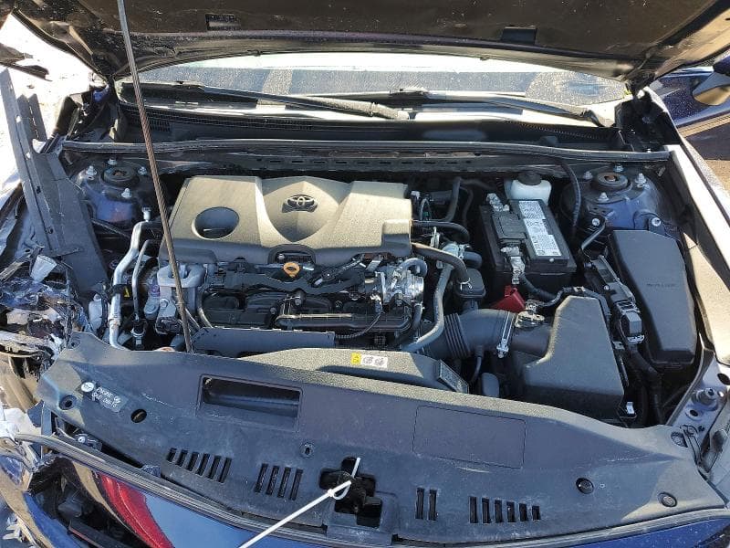 2021 TOYOTA CAMRY SE 11