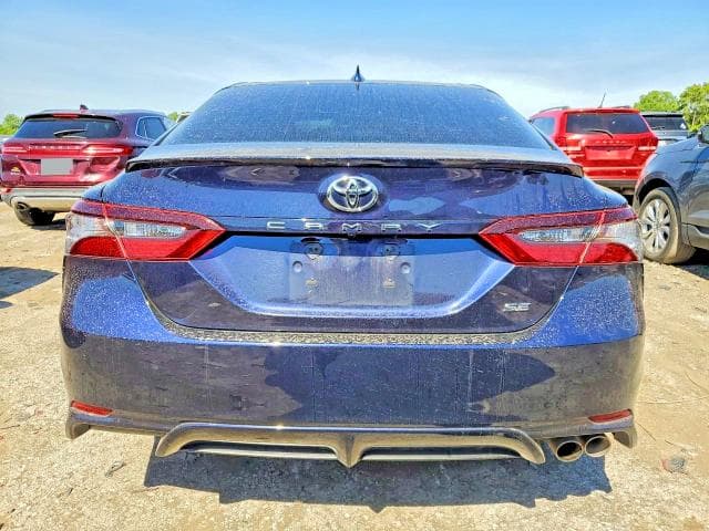 2021 TOYOTA CAMRY SE 6