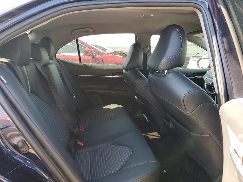2021 TOYOTA CAMRY SE 10