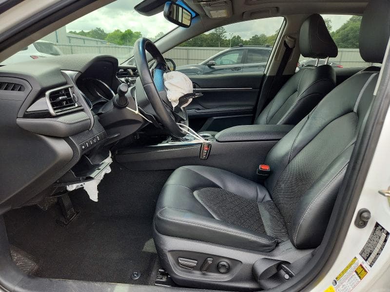 2019 TOYOTA CAMRY XSE V6 7