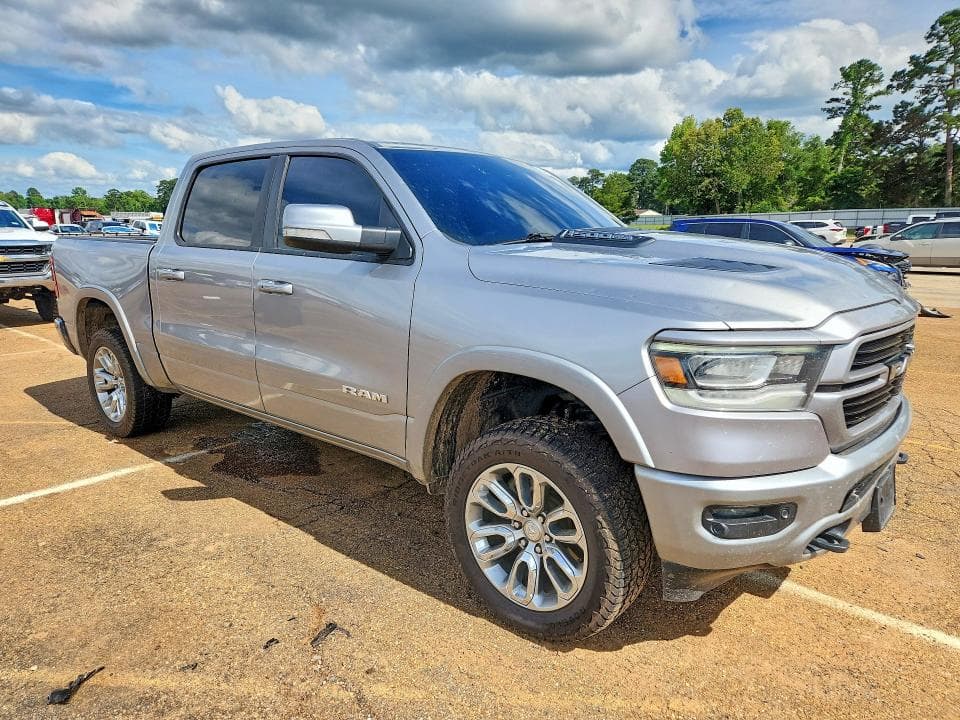 2019 RAM 1500 LARAMIE LARAMIE 4
