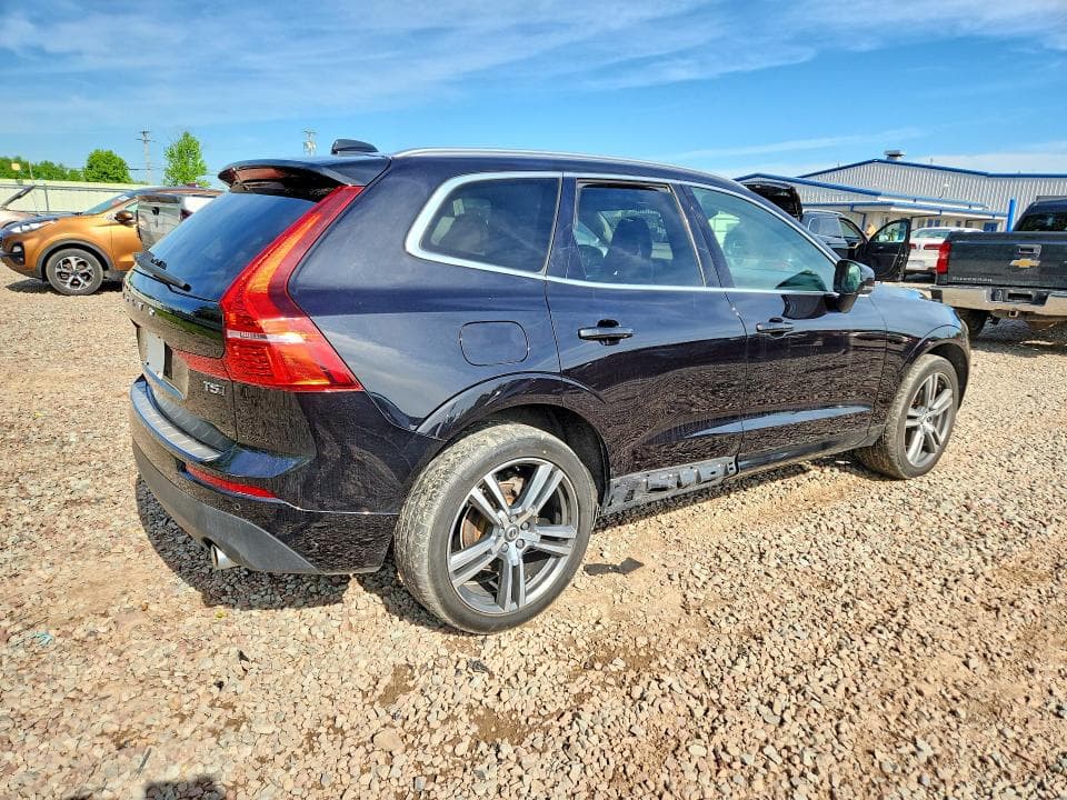 2020 VOLVO XC60 T5 MOMENTUM T5 MOMENTUM 4