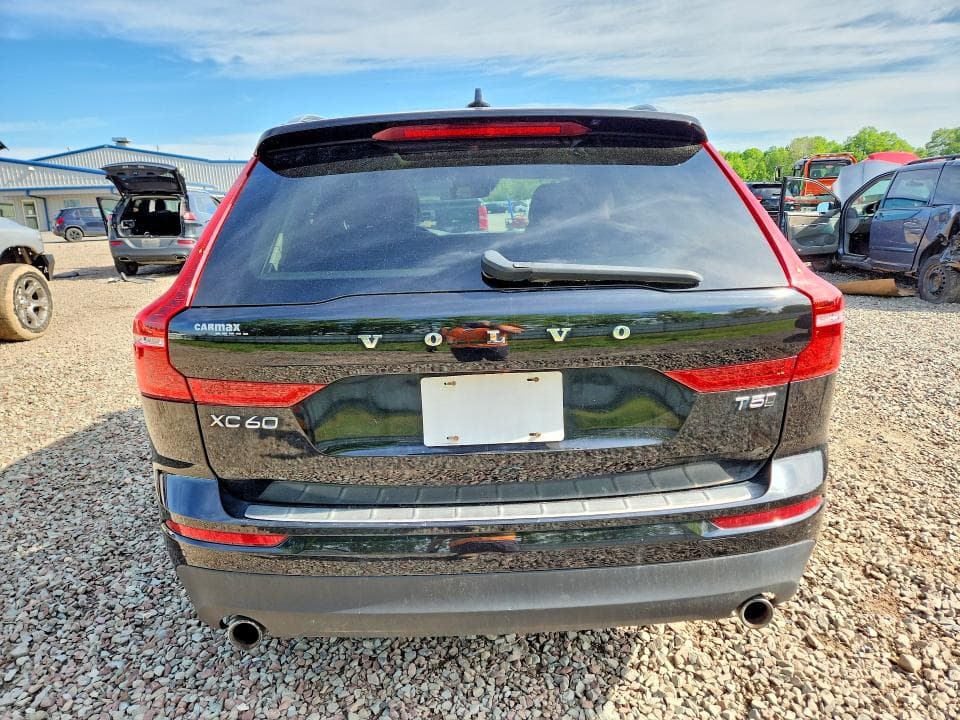 2020 VOLVO XC60 T5 MOMENTUM T5 MOMENTUM 7