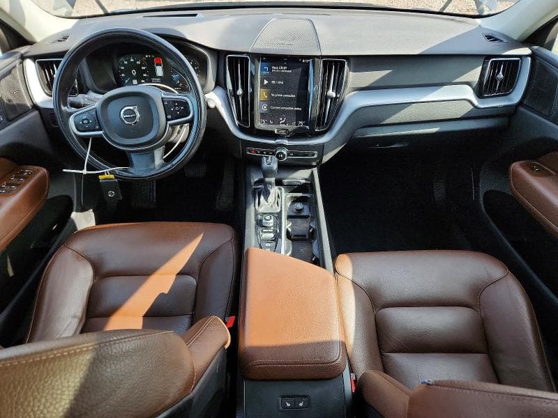 2020 VOLVO XC60 T5 MOMENTUM T5 MOMENTUM 9